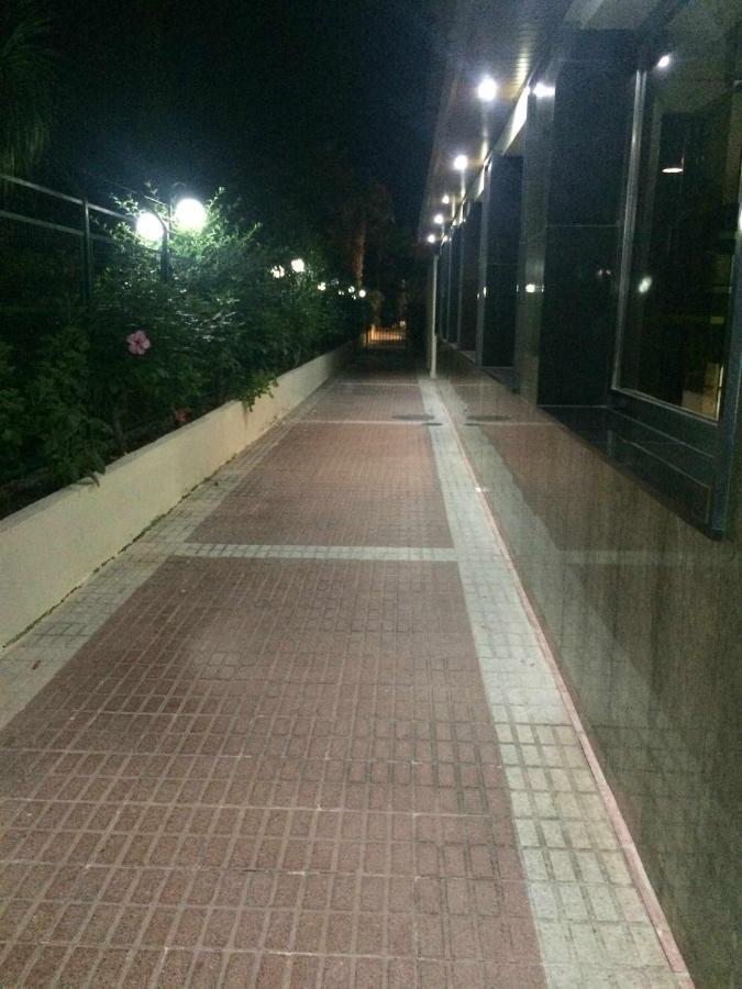 Apartamento Las Gondolas Playa Alojamientos Vistamar 阿尔姆尼卡 外观 照片