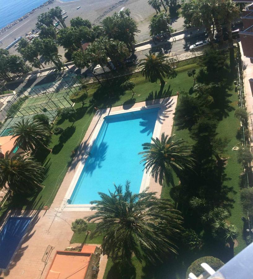 Apartamento Las Gondolas Playa Alojamientos Vistamar 阿尔姆尼卡 外观 照片